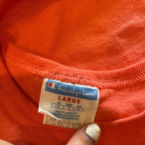 Champion T-Shirt - Picture 3 of 3